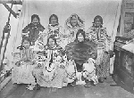 Inuit women,NA/C000051