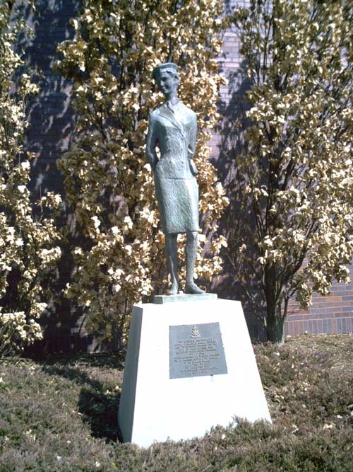Cambridge statue